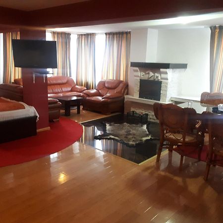 Pension Chalet Poiana Marului Ranch ภายนอก รูปภาพ