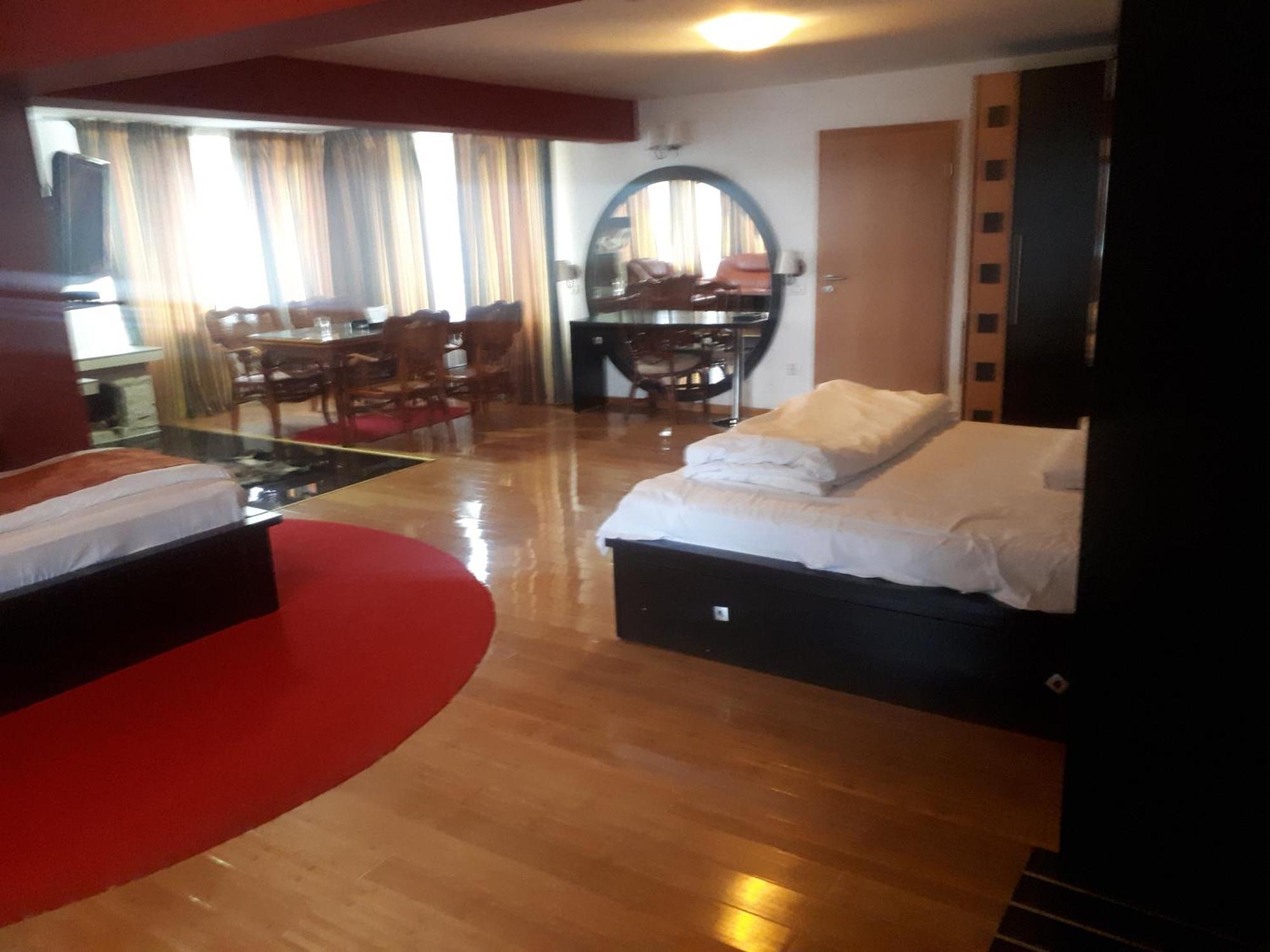 Pension Chalet Poiana Marului Ranch ภายนอก รูปภาพ