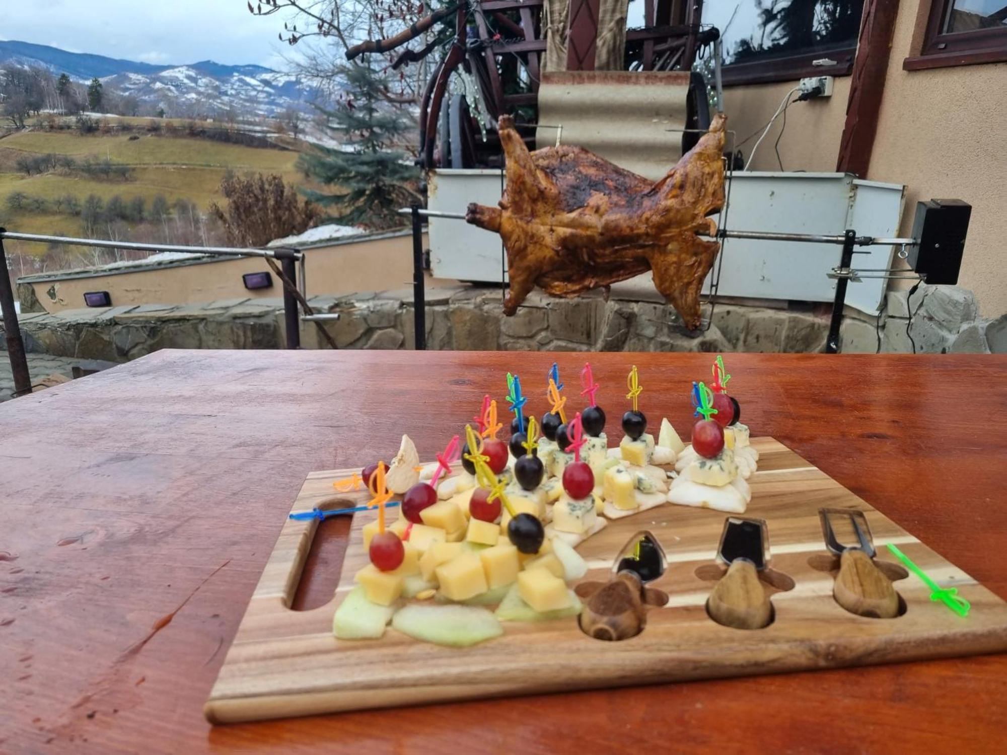 Pension Chalet Poiana Marului Ranch ภายนอก รูปภาพ