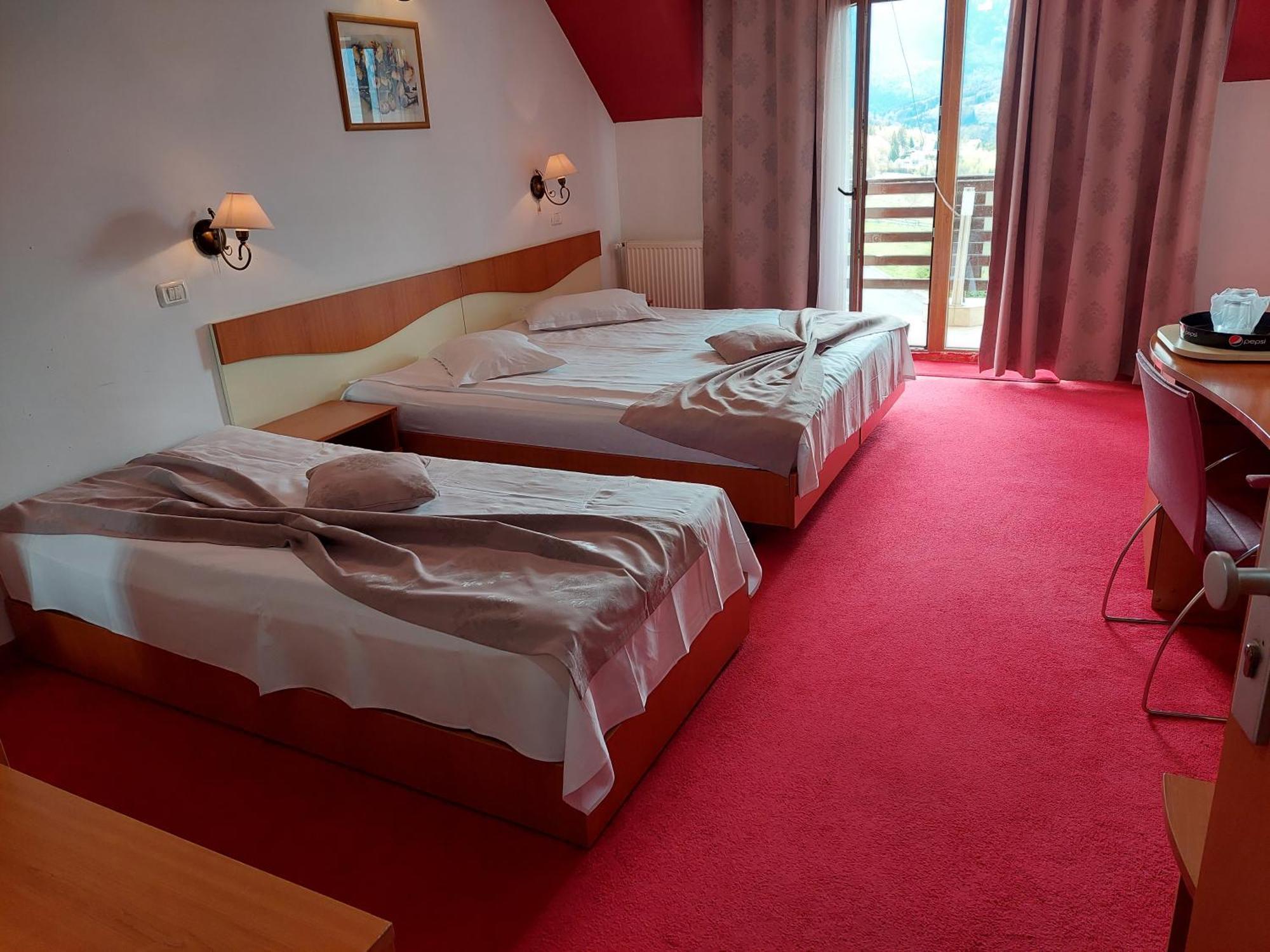 Pension Chalet Poiana Marului Ranch ภายนอก รูปภาพ