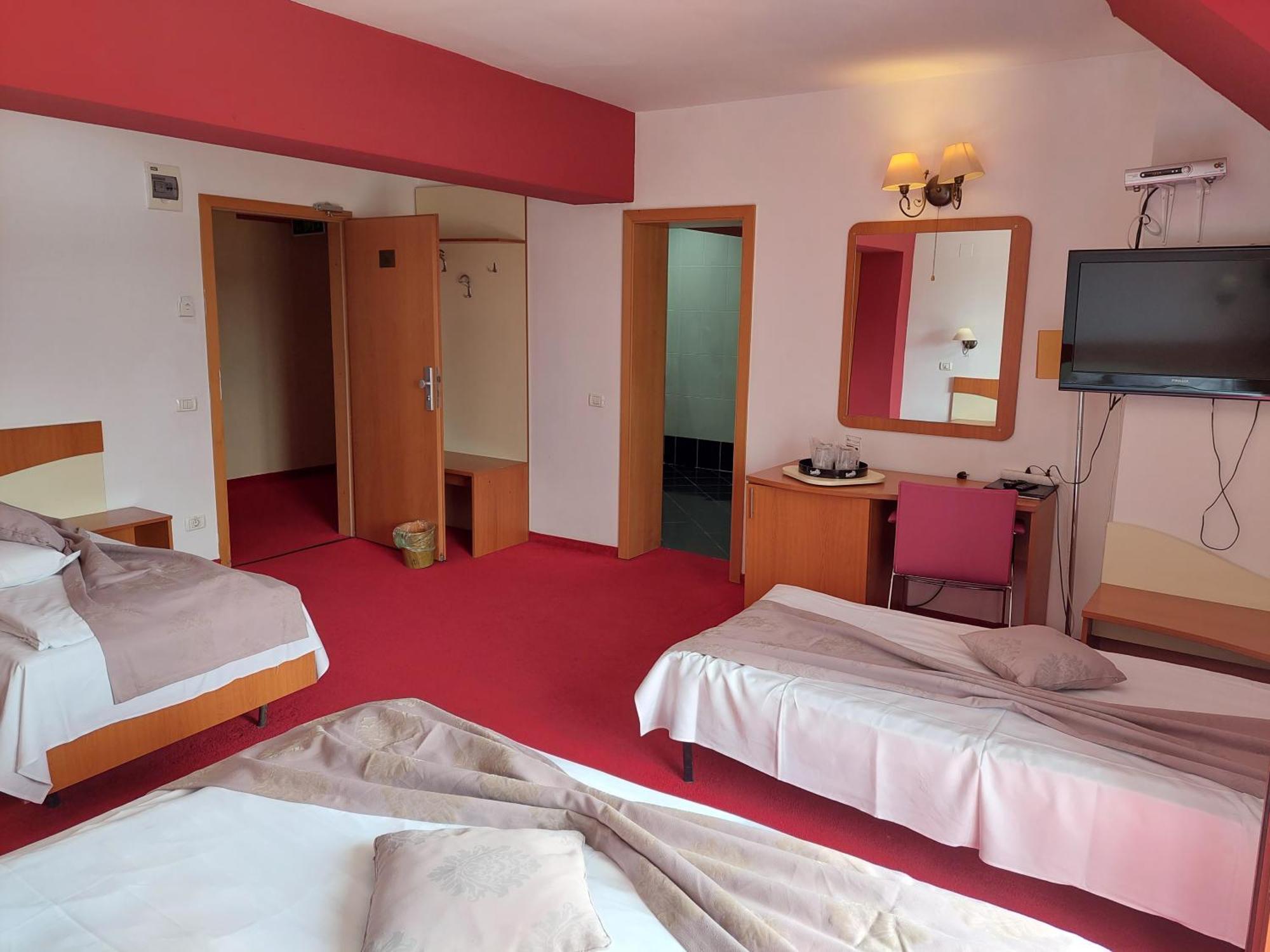 Pension Chalet Poiana Marului Ranch ภายนอก รูปภาพ