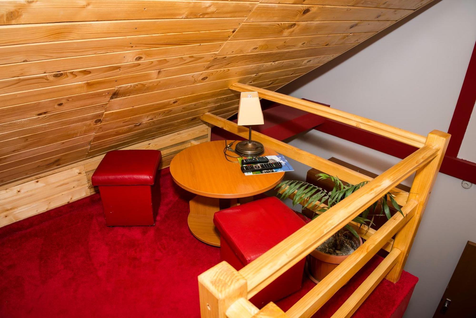 Pension Chalet Poiana Marului Ranch ภายนอก รูปภาพ