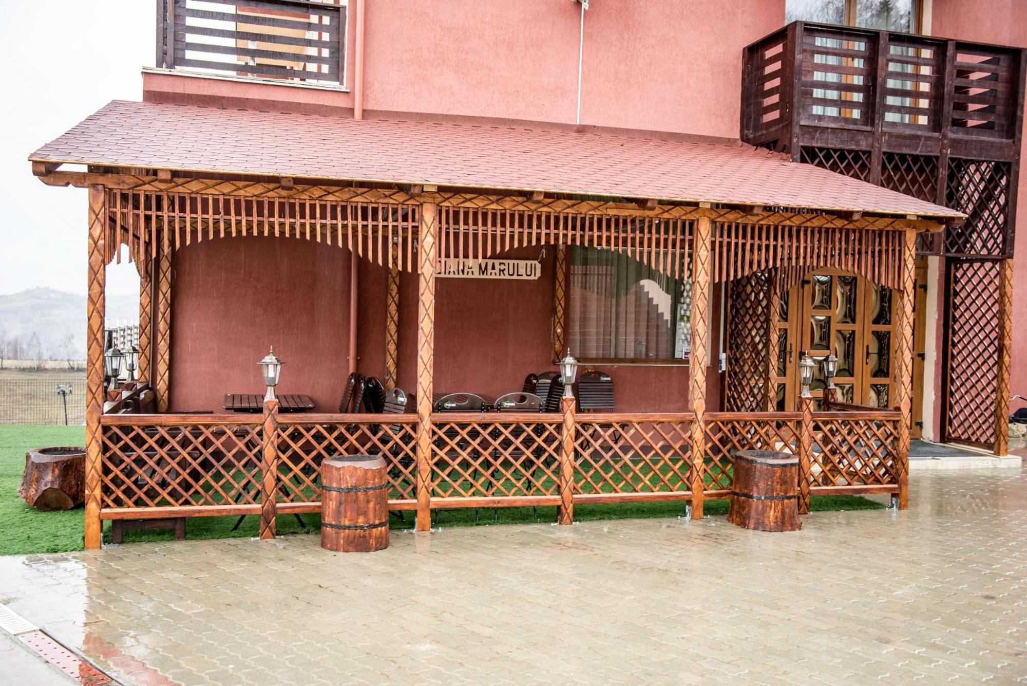 Pension Chalet Poiana Marului Ranch ภายนอก รูปภาพ